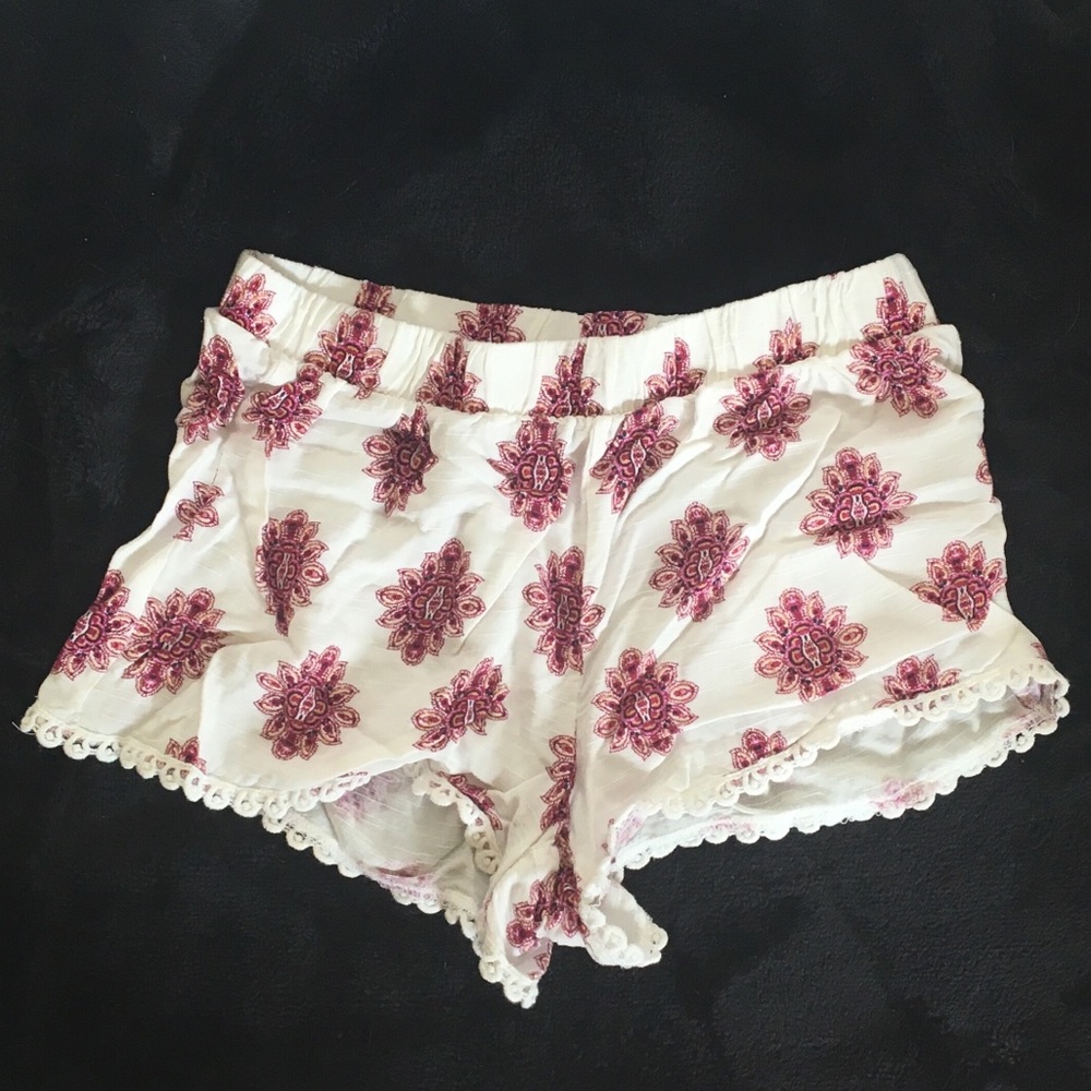 Pink rose white patterned shorts